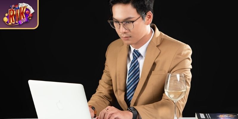 BTV Hùng Long Hổ - Tiểu Sử, Hành Trình Công Tác Tại RIKVIP 3 Ảnh hưởng tích cực của Hùng Long Hổ đối với cộng đồng