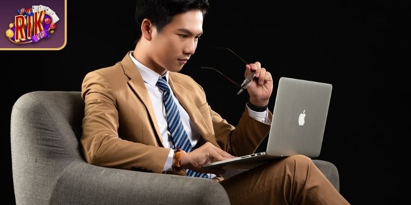 BTV Hùng Long Hổ - Tiểu Sử, Hành Trình Công Tác Tại RIKVIP 2 BTV Hùng Long Hổ chia sẻ kinh nghiệm