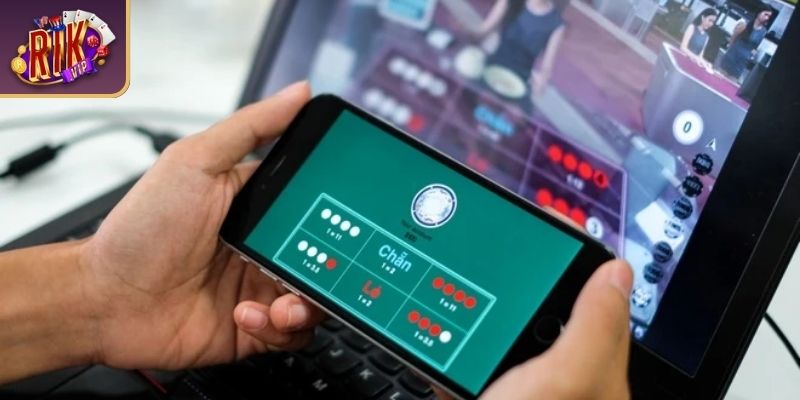 Công Thức Đánh Xóc Đĩa Trên Điện Thoại RIKVIP Chuẩn Cao Thủ 1 Chức năng phiên bản di động